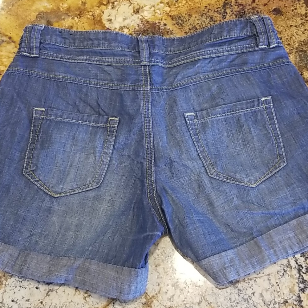 Sz 0 Express Jean Shorts - Picture 2 of 3